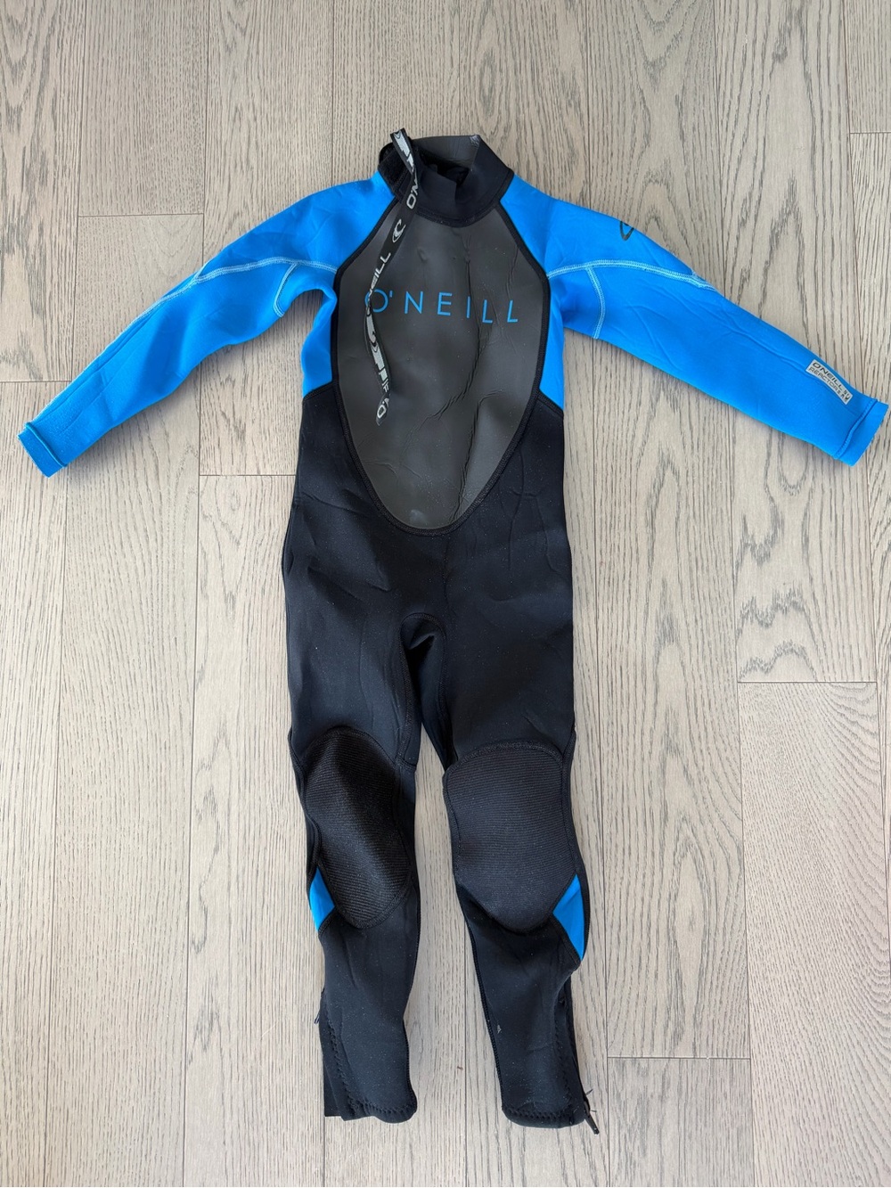Kids O'Neill Black and Blue Reactor 3/2 Full-Body Neoprene Wetsuit